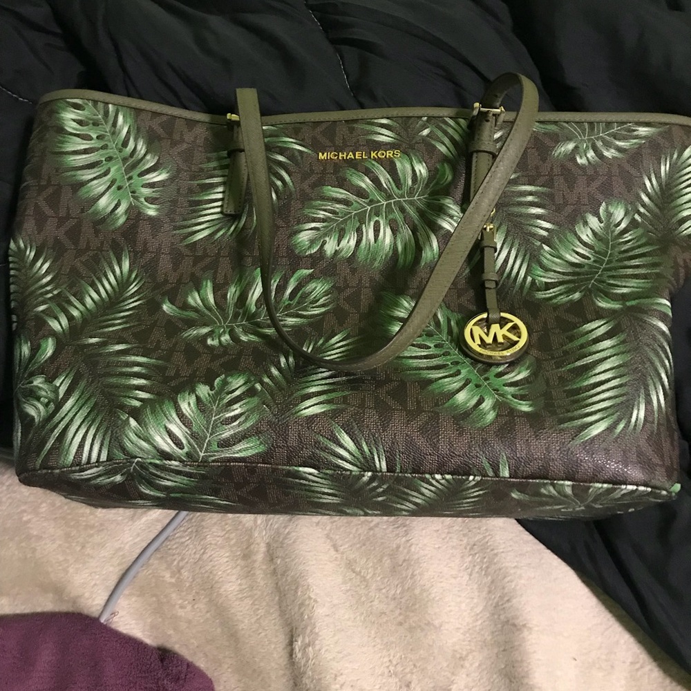 Michael Kors tote